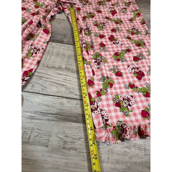 Strawberry Shortcake top and Capri pant pajama set size M - Picture 11 of 13